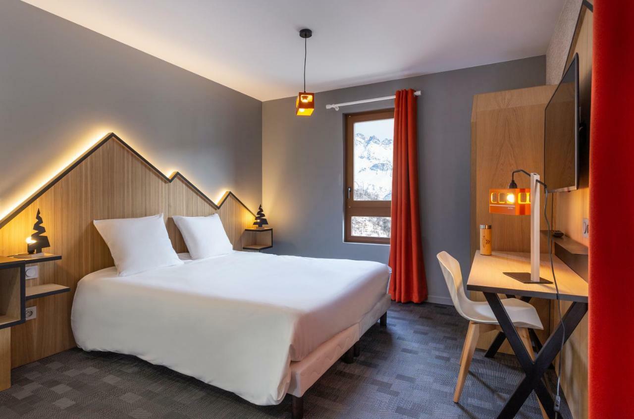 Hotel Base Camp Lodge - Bourg Saint Maurice מראה חיצוני תמונה