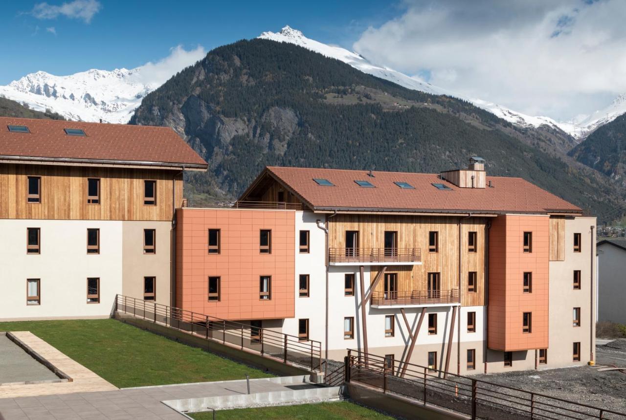 Hotel Base Camp Lodge - Bourg Saint Maurice מראה חיצוני תמונה
