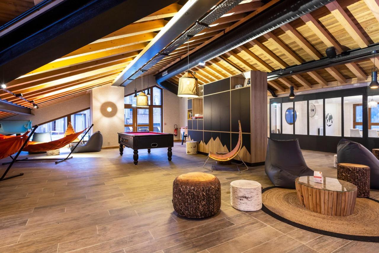 Hotel Base Camp Lodge - Bourg Saint Maurice מראה חיצוני תמונה